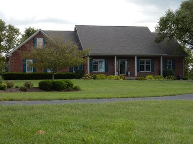 790 Elliston Ln, Versailles, KY 40383 - photo 2