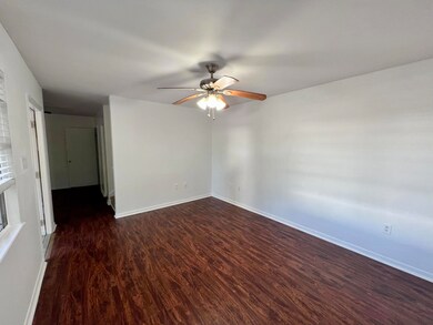 Main Livingroom