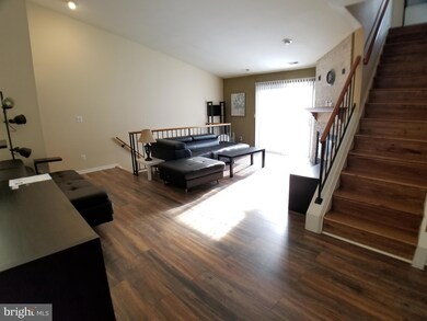 20166 Locustdale Dr, Germantown, MD 20876 - photo 6