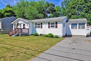 55 Relph St, Warwick, RI 02888 - photo 3