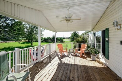 07_2175wHinchman_65_Porch_LowRes