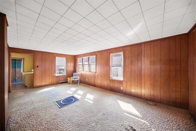 3623 Cambridge St, Des Moines, IA 50313 - photo 4