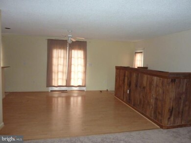 370 Wager Ln, Martinsburg, WV 25404 - photo 5