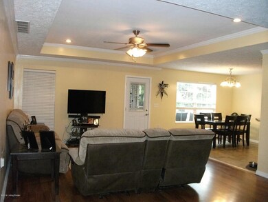 310 Helmwood Cir, Mount Washington, KY 40047 - photo 7