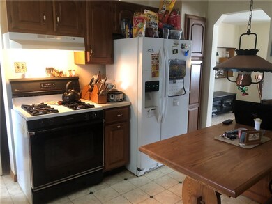 3111 Bement St, Erie, PA 16506 - photo 7