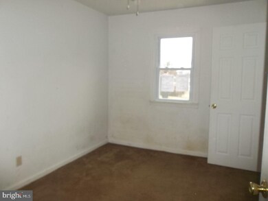 110 Oval Cir, Wilmington, DE 19801 - photo 5