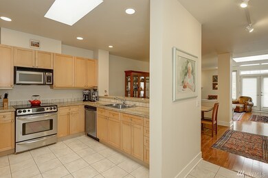 126 3rd Ave N unit 304, Edmonds, WA 98020 - photo 6