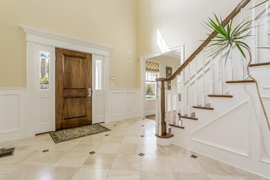 006-Foyer-2121209-large