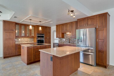 1349 N Lakeshore Dr, Chandler, AZ 85226 - photo 5