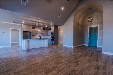 609 NW 197th St, Edmond, OK 73012 - photo 4