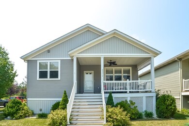 003-Front_View-4514340-medium