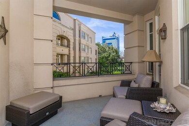 Private covered patio!