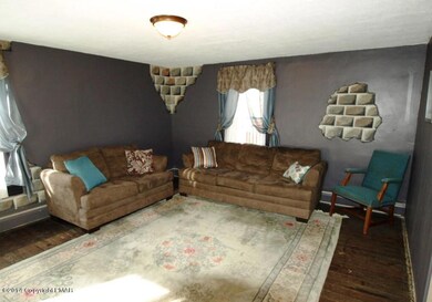 Living room (3)