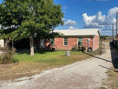 560 Green Acres Rd, Weatherford, TX 76088 - photo 3