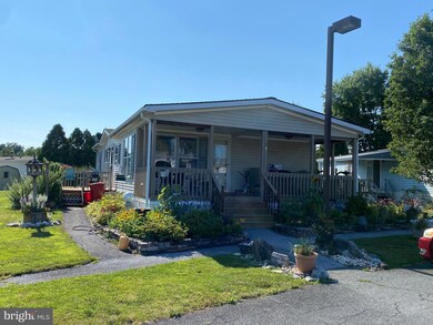 206 Knollwood Ln, Reading, PA 19606 - photo 2