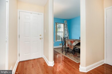 102 Heskers Ct, Monmouth Junction, NJ 08852 - photo 2