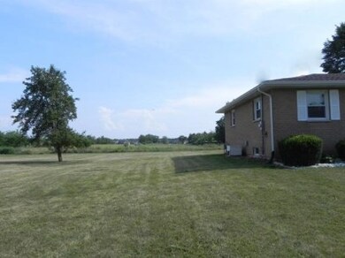 8521 E 101st Ave, Crown Point, IN 46307 - photo 2
