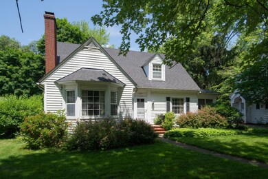 1327_Lakeway_02