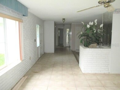 5442 Lisa Cir, Zephyrhills, FL 33542 - photo 3