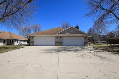 1604 Cedar Ave N, Glencoe, MN 55336 - photo 2