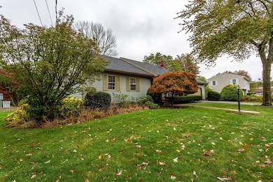 84 Thomas Dr, Somerset, MA 02726 - photo 5