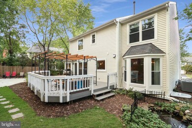 5608 Hampton Forest Way, Fairfax, VA 22030 - photo 6