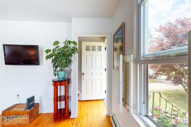 50 Walley St, Bristol, RI 02809 - photo 4