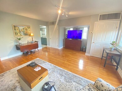10 Donald St unit 5, Weymouth, MA 02188 - photo 3