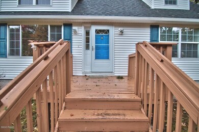 100 Catamount Ln, Tafton, PA 18464 - photo 3