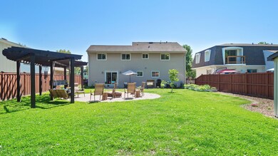 562 N Walnut St, Elmhurst, IL 60126 - photo 5