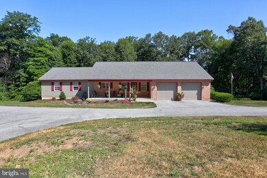 126 Loop Rd, Quarryville, PA 17566 - photo 2
