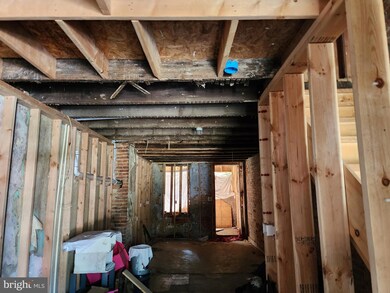 321 Furrow St, Baltimore, MD 21223 - photo 3