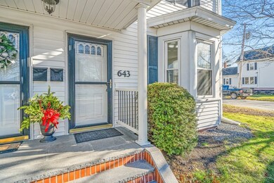 643 Main St unit 643, Woburn, MA 01801 - photo 2