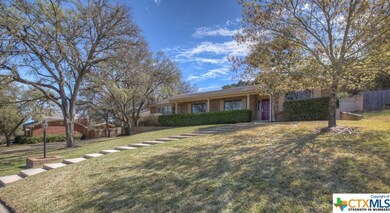 409 Oak Ridge Dr, San Marcos, TX 78666 - photo 2