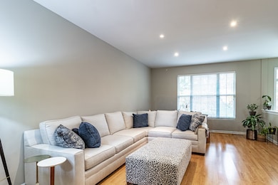 431 Pine Lake Cir unit 431, Vernon Hills, IL 60061 - photo 5