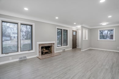 06-125 Barrington Rd Bloomfield Twp 002