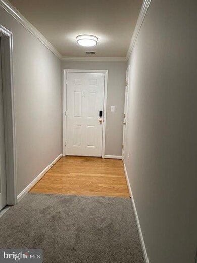 137 Timberbrook Ln unit 201, Gaithersburg, MD 20878 - photo 5