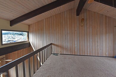 824 Loft 1