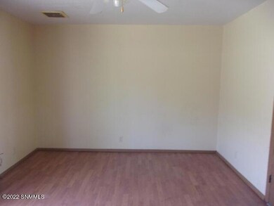 410 Ridgecrest Dr, Alamogordo, NM 88310 - photo 5