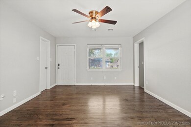 13803 S Hickory St, Glenpool, OK 74033 - photo 4