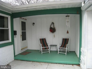 46 Winding Way Rd, Stratford, NJ 08084 - photo 2