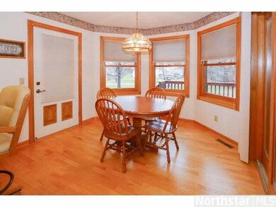 38234 Great Oaks Ct, North Branch, MN 55056 - photo 4