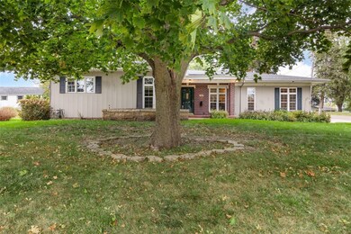 1108 E 3rd St, Anamosa, IA 52205 - photo 4