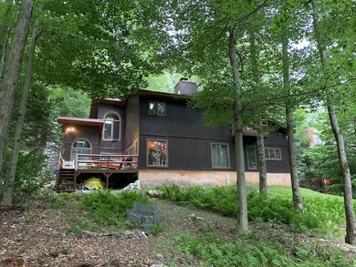 2424 Overlook Ln, Pocono Pines, PA 18350 - photo 3