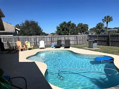 3873 SW Wycoff St. pool 2