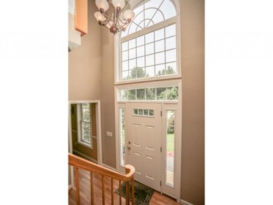 18 Buckingham Dr, Londonderry, NH 03053 - photo 2