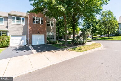 240 Gatehouse Cir unit 189, Doylestown, PA 18901 - photo 2