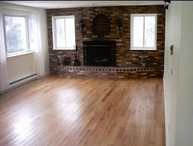 16 Off Conwell St unit 1-2, Provincetown, MA 2657 - photo 3