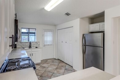 7829 Cardinal Ct, North Richland Hills, TX 76180 - photo 5