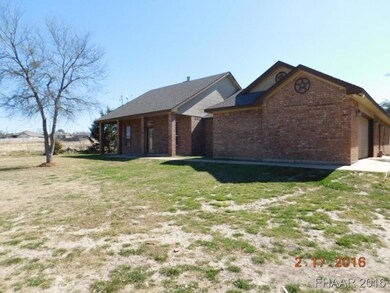 1120 Pheasant Cir, Copperas Cove, TX 76522 - photo 2